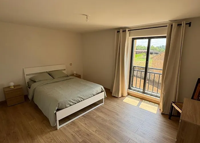 La Grange De Moliere * La Chapelle-Aubareil