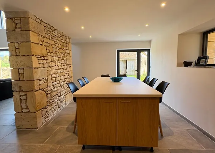 La Grange De Moliere بيت للعطل *